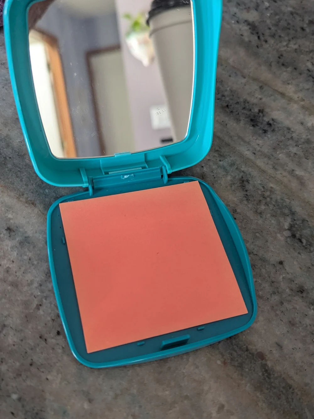 Post-it Brand Compact Note Holder with Mirror Dispenser